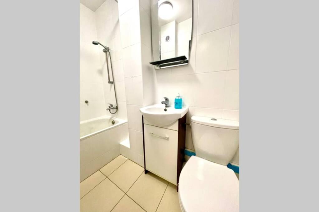 Super Apartament Brown 2X Metro Nowy Wifi Netflix Spotify Panorama Miasta Varšava Exteriér fotografie