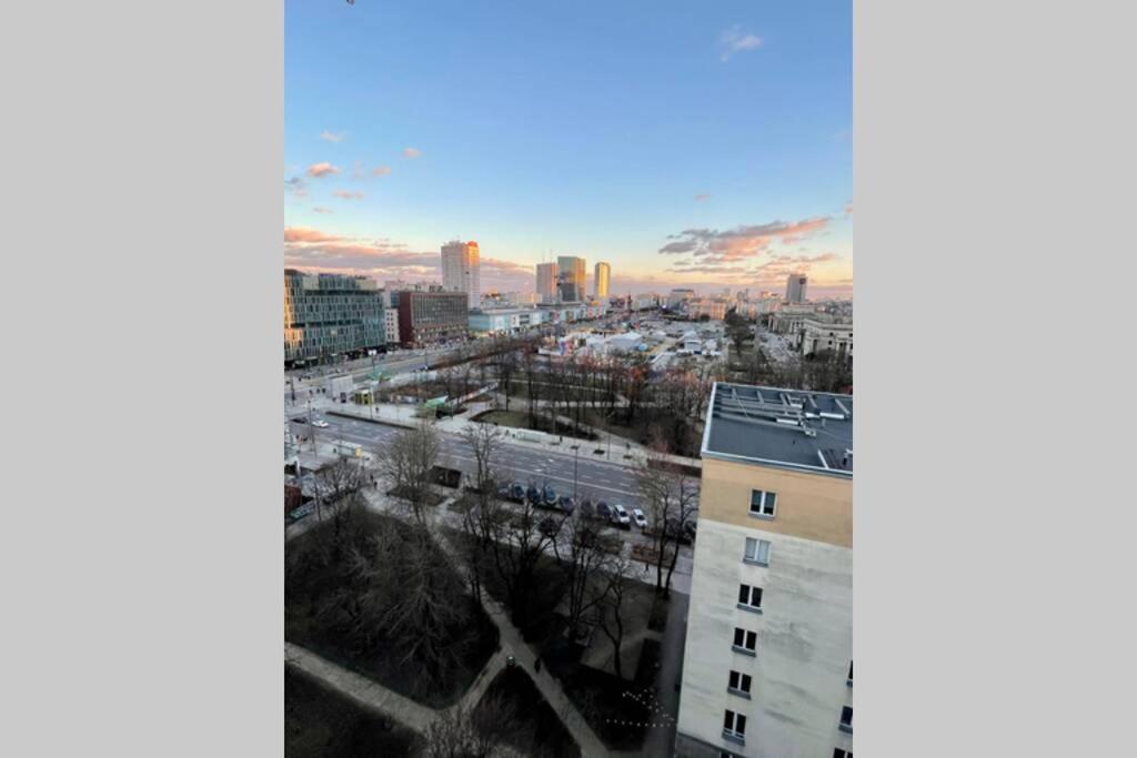 Super Apartament Brown 2X Metro Nowy Wifi Netflix Spotify Panorama Miasta Varšava Exteriér fotografie